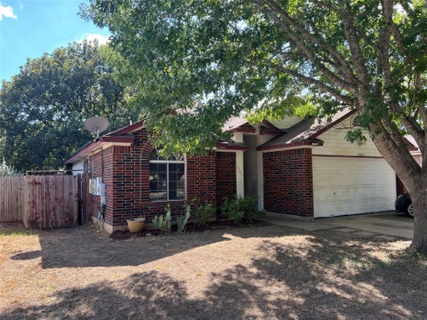 Photo of 14507 OLIPHANT ST, Austin, TX 78725 (MLS # 6695376)