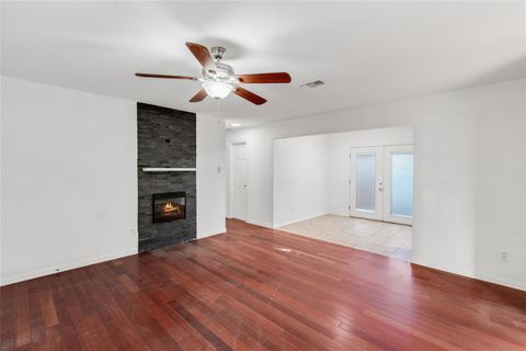 Tiny photo for 713 Jim Bowie DR, Spicewood, TX 78669 (MLS # 3542245)