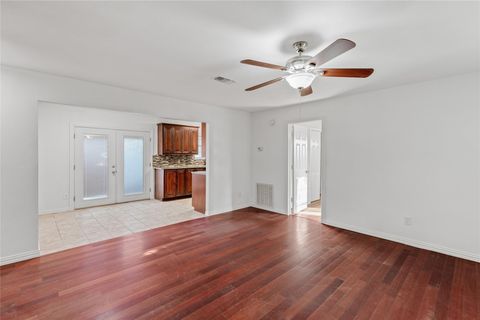 Tiny photo for 713 Jim Bowie DR, Spicewood, TX 78669 (MLS # 3542245)