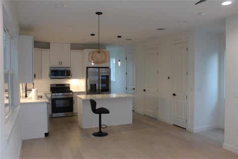 Photo of 5305 Ledesma RD #4, Austin, TX 78721 (MLS # 6533741)
