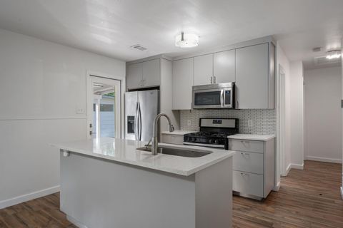 Tiny photo for 3203 Dolphin DR, Austin, TX 78704 (MLS # 4884645)