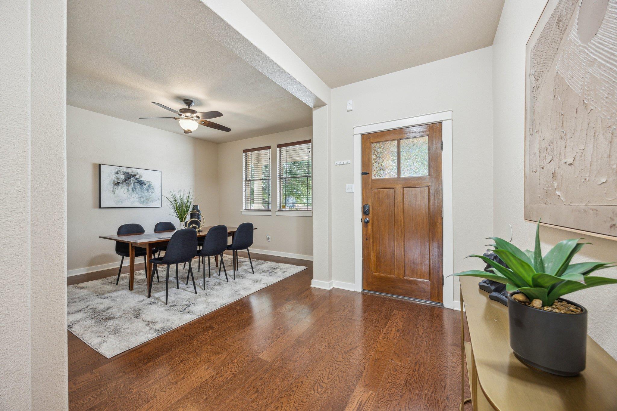 323 S Rosemary HOLW