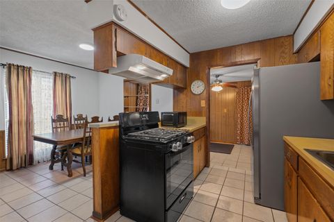 Tiny photo for 1000 S Center ST, Austin, TX 78704 (MLS # 9193820)