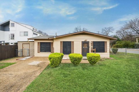 Photo of 1000 S Center ST, Austin, TX 78704 (MLS # 9193820)