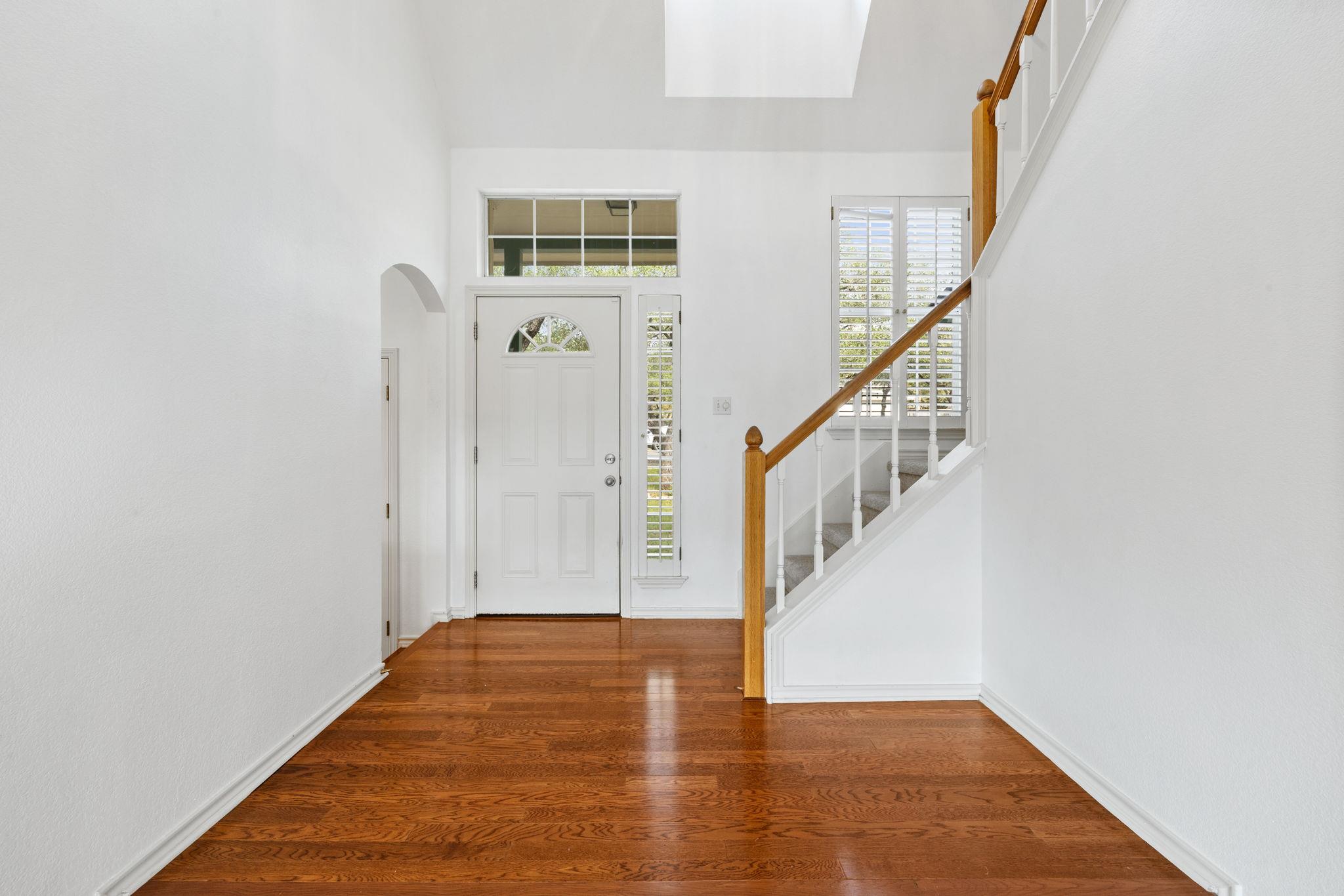 500 Errol DR