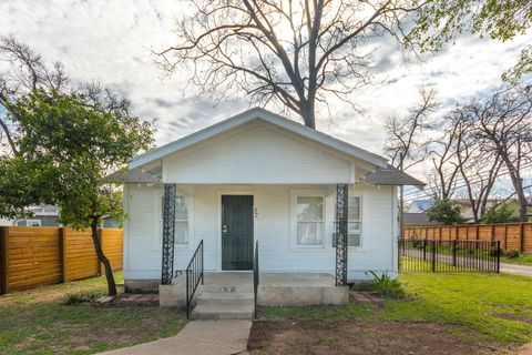 Photo of 57 Chalmers Ave, Austin, TX 78702 (MLS # 2455192)