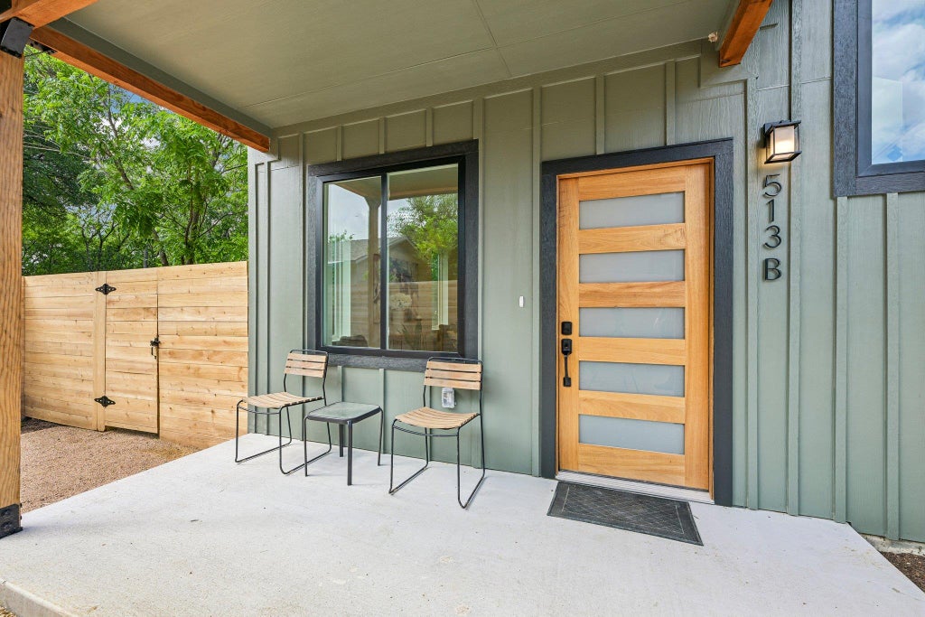Photo of 513 W Odell ST #B, Austin, TX 78752 (MLS # 8574607)
