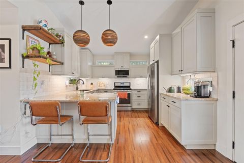 Tiny photo for 2205 Sl Davis Ave #2, Austin, TX 78702 (MLS # 7146591)