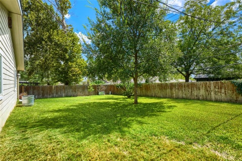 Tiny photo for 215 Cloudview DR, Austin, TX 78745 (MLS # 6245514)