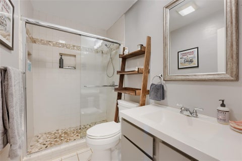 Tiny photo for 215 Cloudview DR, Austin, TX 78745 (MLS # 6245514)