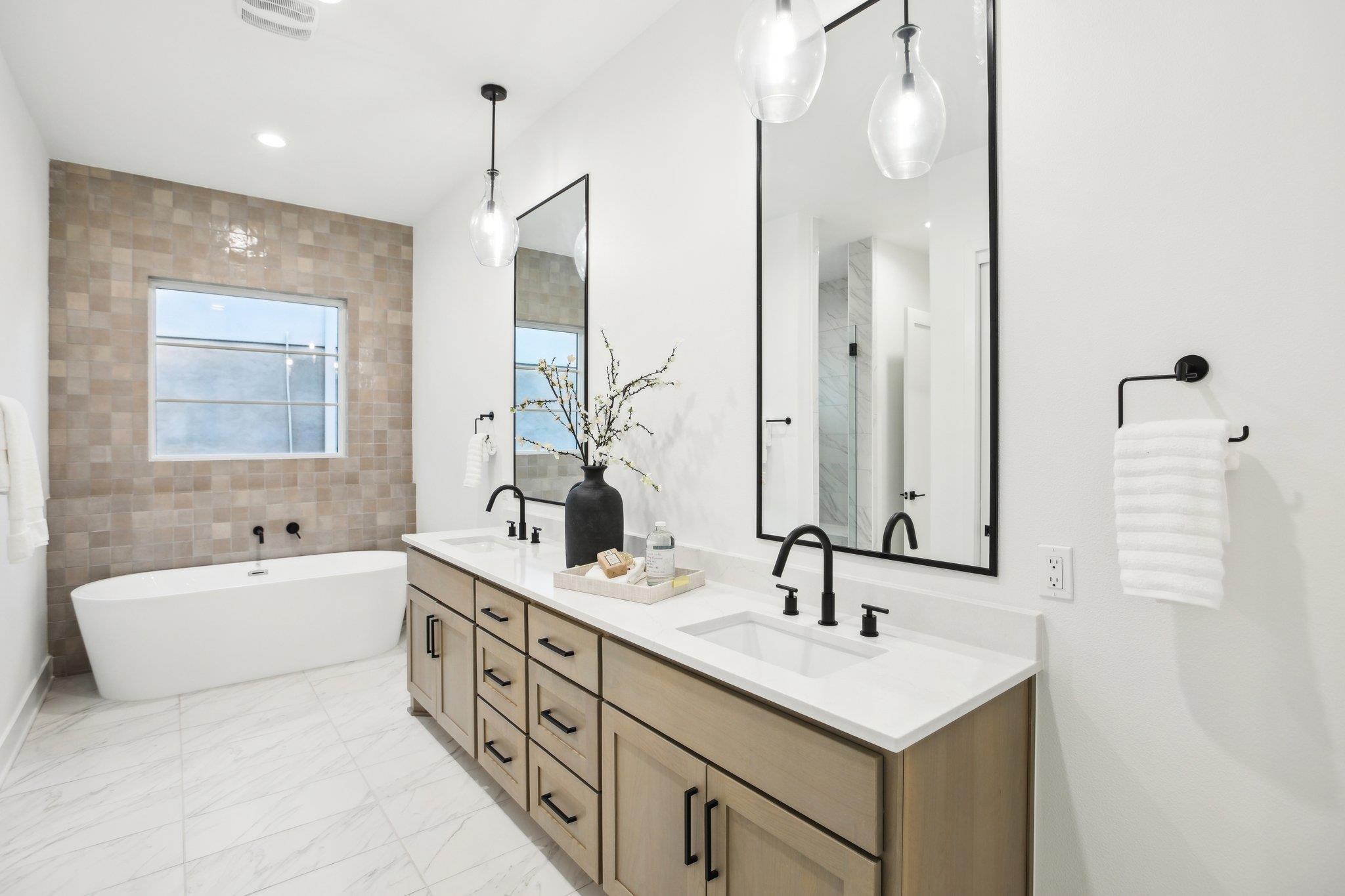806 Flint Ridge TRL