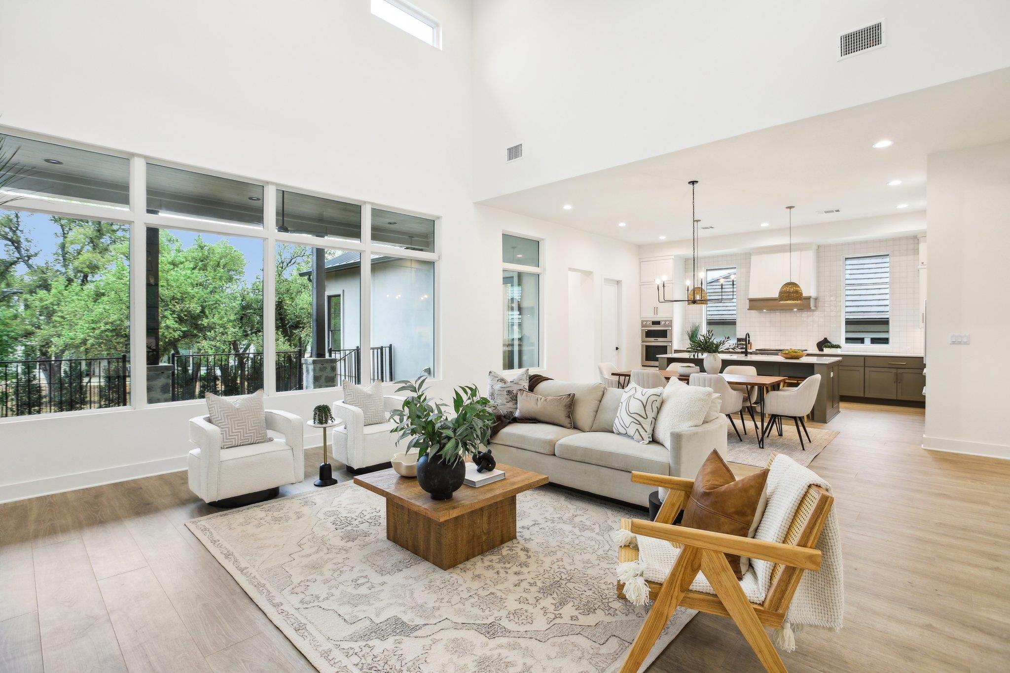 806 Flint Ridge TRL