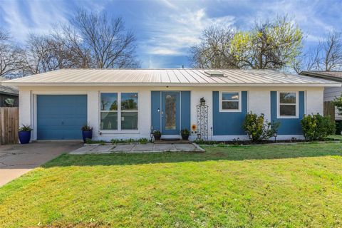 Photo of 6519 Pevensey DR, Austin, TX 78745 (MLS # 4975065)