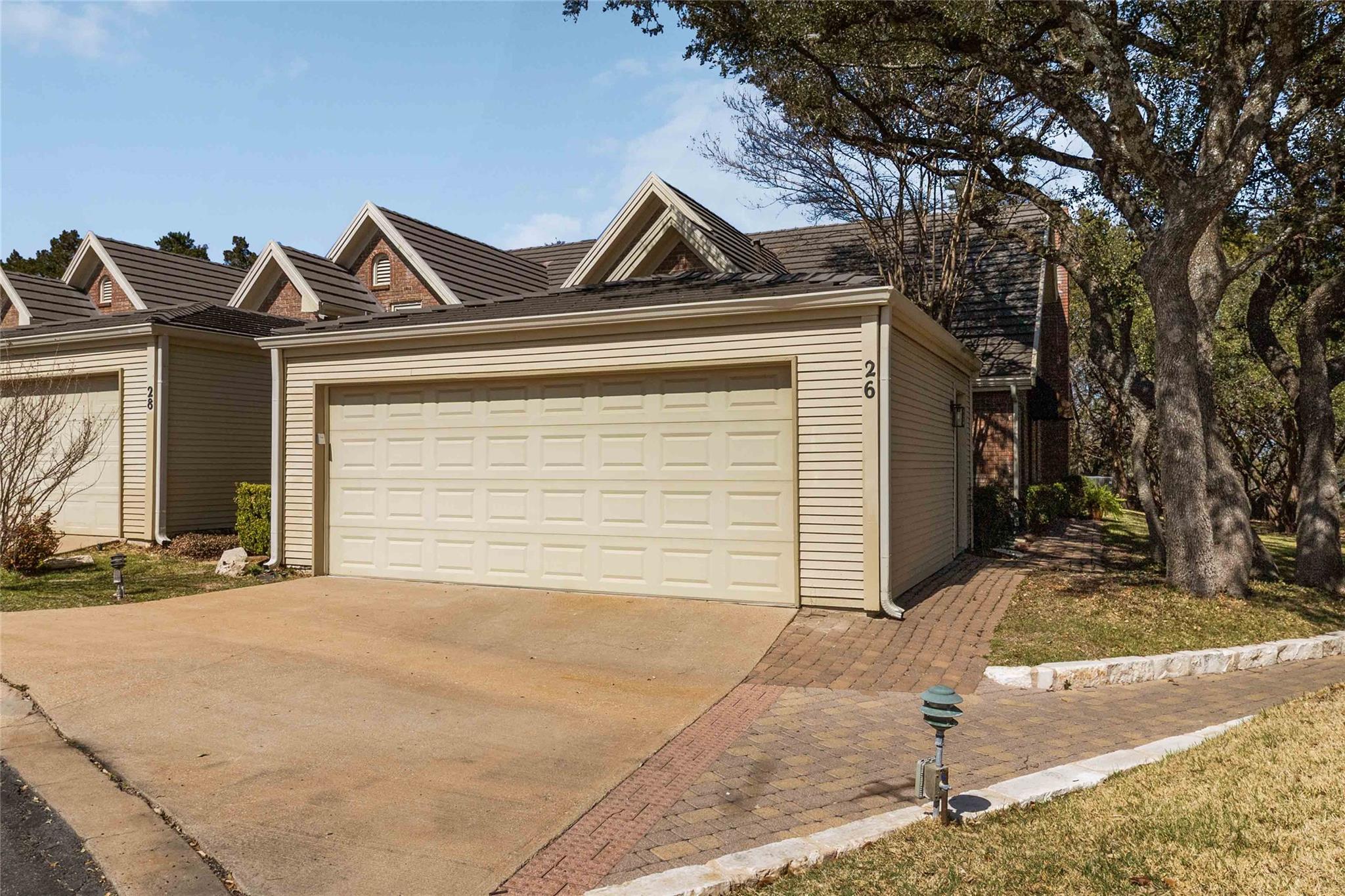 28 Tournament WAY F-26