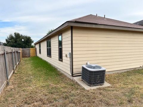 Tiny photo for 5608 Nijmegen DR, Del Valle, TX 78617 (MLS # 2739606)