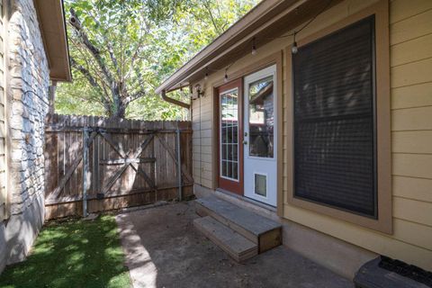 Tiny photo for 5107 Leralynn ST #201, Austin, TX 78751 (MLS # 5340000)