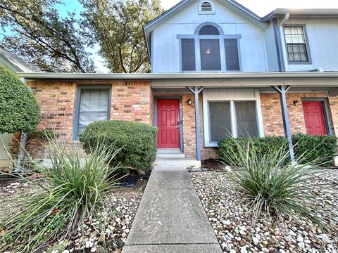 Photo of 1411 Gracy Farms LN NW #17, Austin, TX 78758 (MLS # 8349741)
