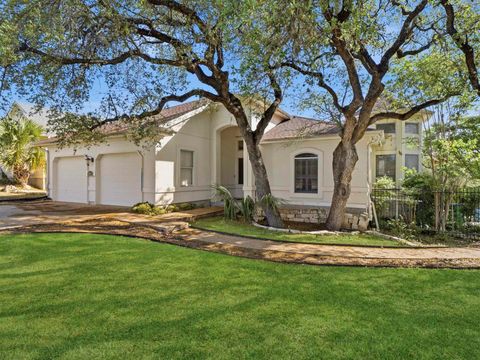 Photo of 20607 Highland Lake LOOP, Lago Vista, TX 78645 (MLS # 9655416)