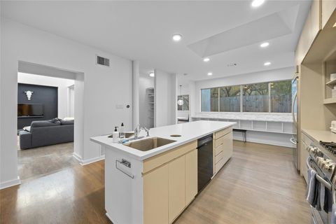 Tiny photo for 2909 Stratford DR, Austin, TX 78746 (MLS # 2319714)