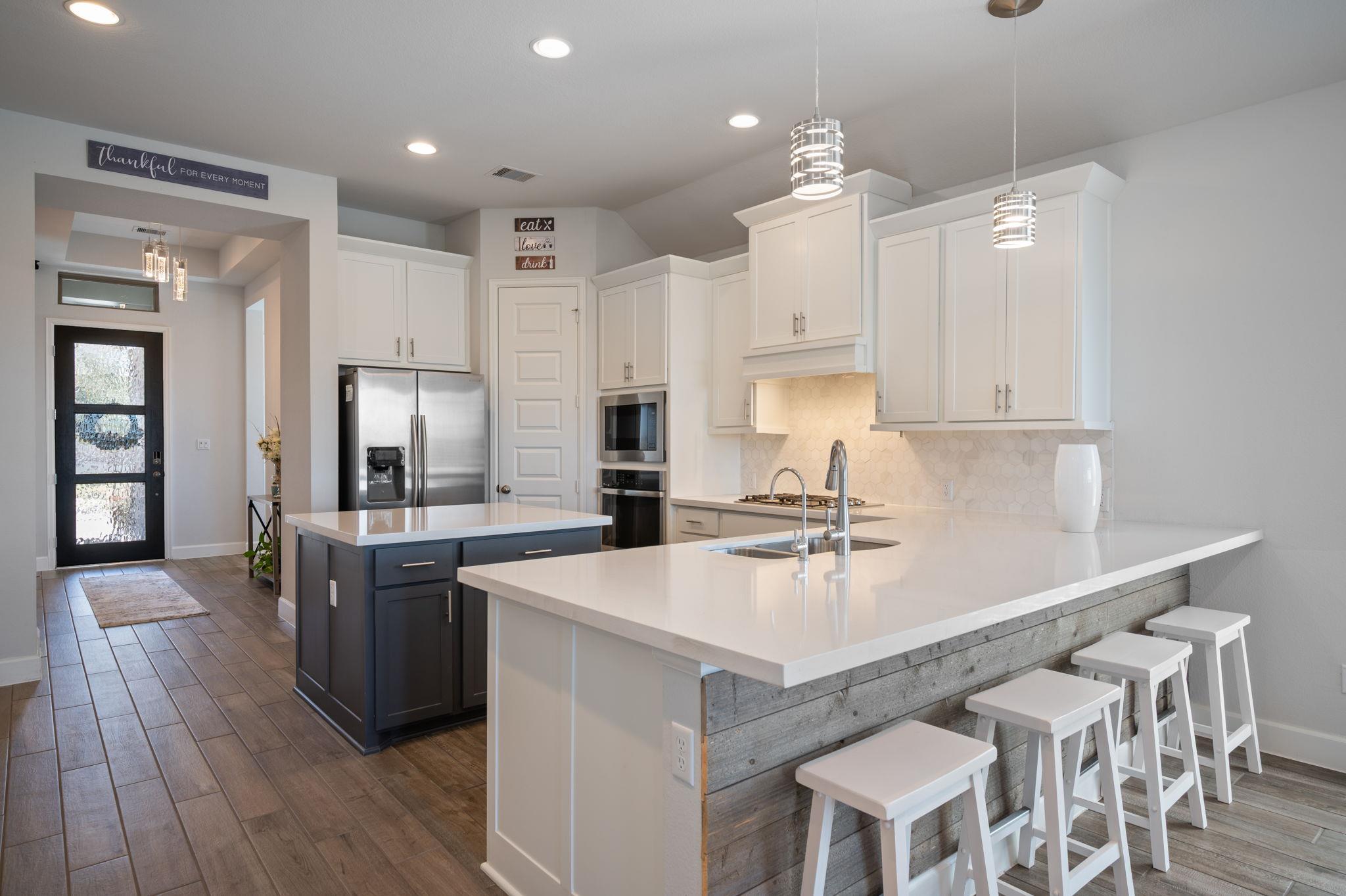 111 Cyrus Milton DR