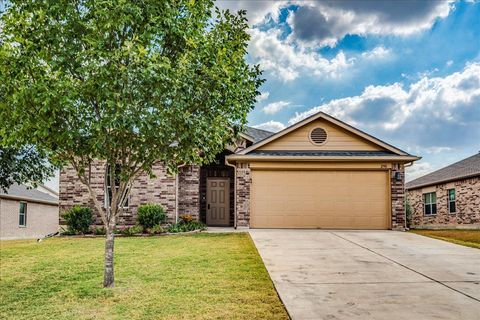 290 Dusky Thrush DR Kyle TX 78640
