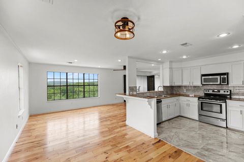 Tiny photo for 5100 Country Club DR, Lago Vista, TX 78645 (MLS # 1144827)