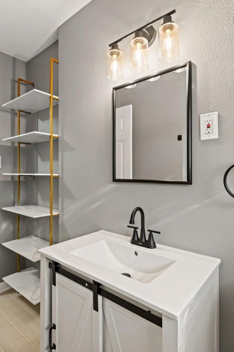 Tiny photo for 2411 S 6th ST, Austin, TX 78704 (MLS # 6581549)