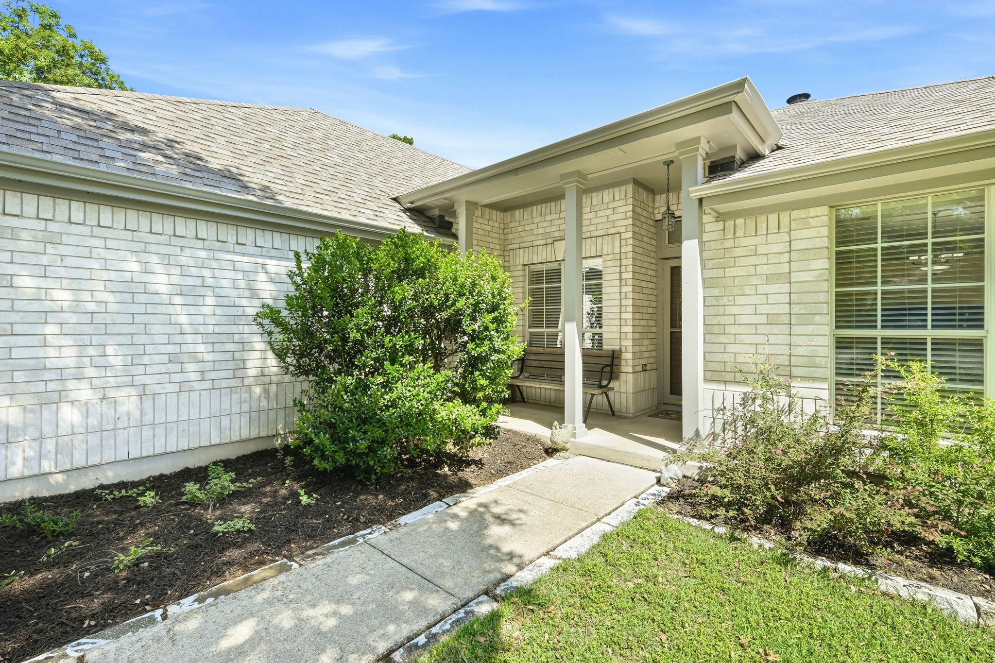 213 Rio Vista DR