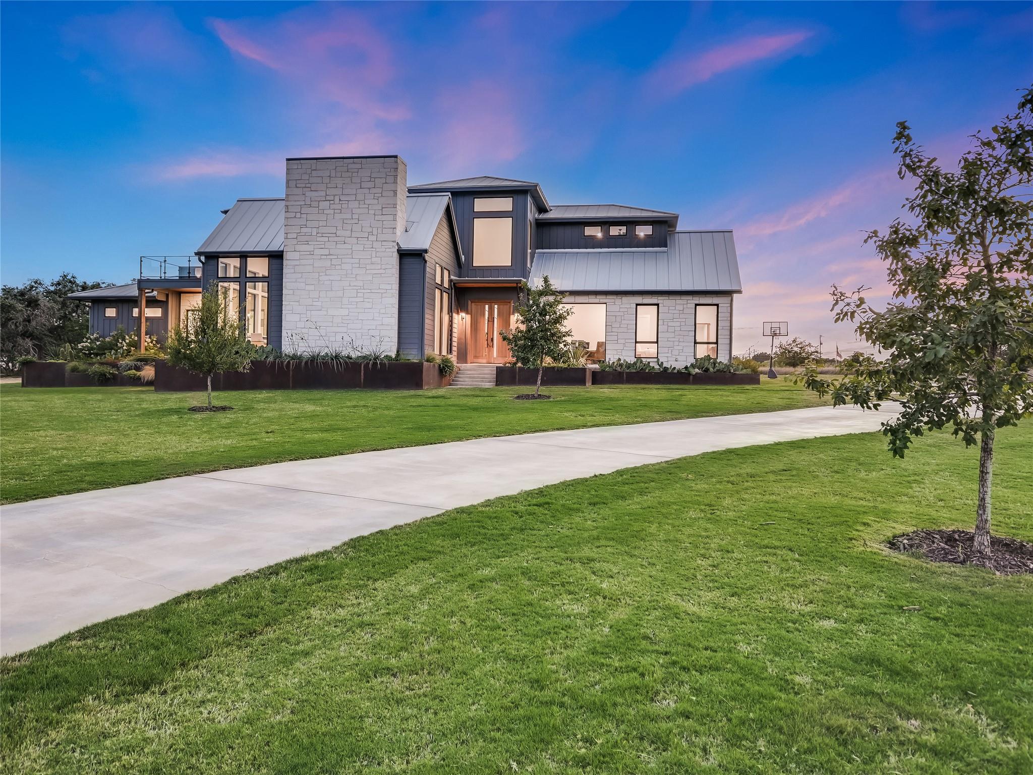 254 Flat Creek TRL