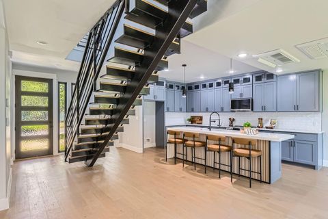 Tiny photo for 4803 Philco DR, Austin, TX 78745 (MLS # 8780636)