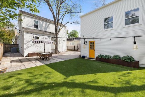 Photo of 4512 Ramsey Ave, Austin, TX 78756 (MLS # 5507993)