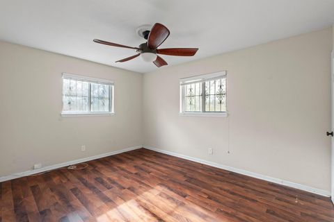 Tiny photo for 5103 Stone Gate DR, Austin, TX 78721 (MLS # 9147423)