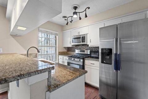 Tiny photo for 5103 Stone Gate DR, Austin, TX 78721 (MLS # 9147423)