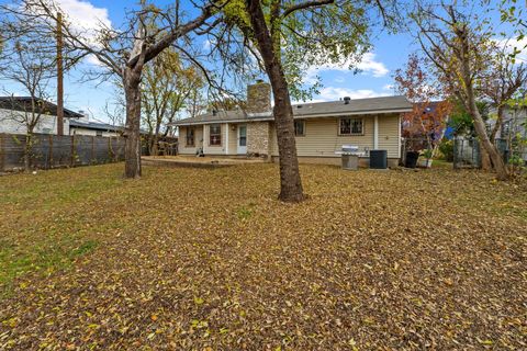 Tiny photo for 5103 Stone Gate DR, Austin, TX 78721 (MLS # 9147423)