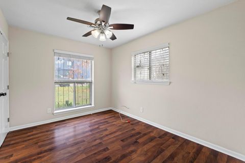 Tiny photo for 5103 Stone Gate DR, Austin, TX 78721 (MLS # 9147423)