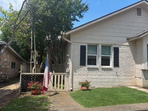 Photo of 307 Quarry ST, San Marcos, TX 78666 (MLS # 2387704)