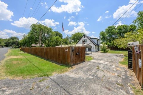 Tiny photo for 12900 Ben Milam DR, Manchaca, TX 78652 (MLS # 9526468)