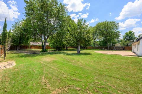 Tiny photo for 12900 Ben Milam DR, Manchaca, TX 78652 (MLS # 9526468)