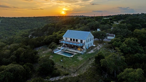 Photo of 117 Point RD, Fredericksburg, TX 78624 (MLS # 5614494)