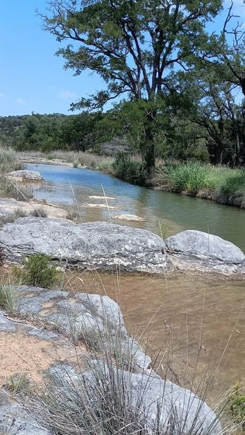465 Lost Valley RD Dripping Springs TX 78620