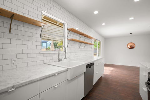 Tiny photo for 1803 Elmira RD, Austin, TX 78721 (MLS # 6355336)