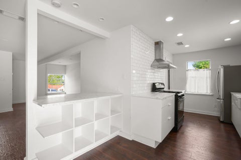 Tiny photo for 1803 Elmira RD, Austin, TX 78721 (MLS # 6355336)