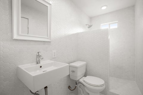 Tiny photo for 1803 Elmira RD, Austin, TX 78721 (MLS # 6355336)