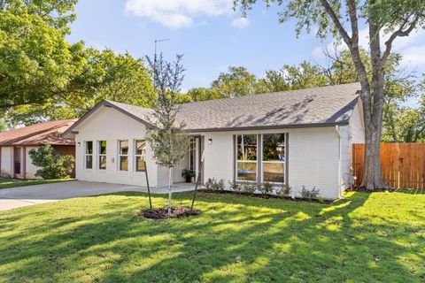 Tiny photo for 10101 Woodhaven DR, Austin, TX 78753 (MLS # 2060636)