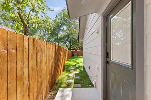 Tiny photo for 10101 Woodhaven DR, Austin, TX 78753 (MLS # 2060636)