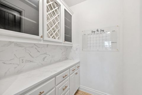 Tiny photo for 7228 Oak Shores DR, Austin, TX 78730 (MLS # 8599680)