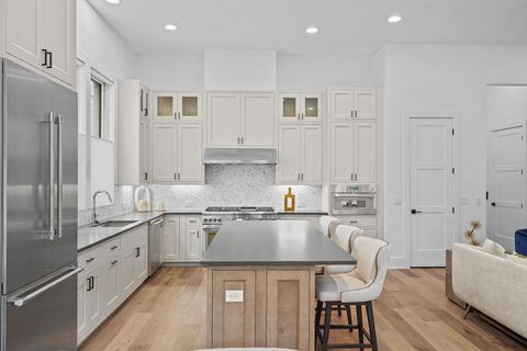 Tiny photo for 1719 Spyglass DR #14, Austin, TX 78746 (MLS # 7060856)