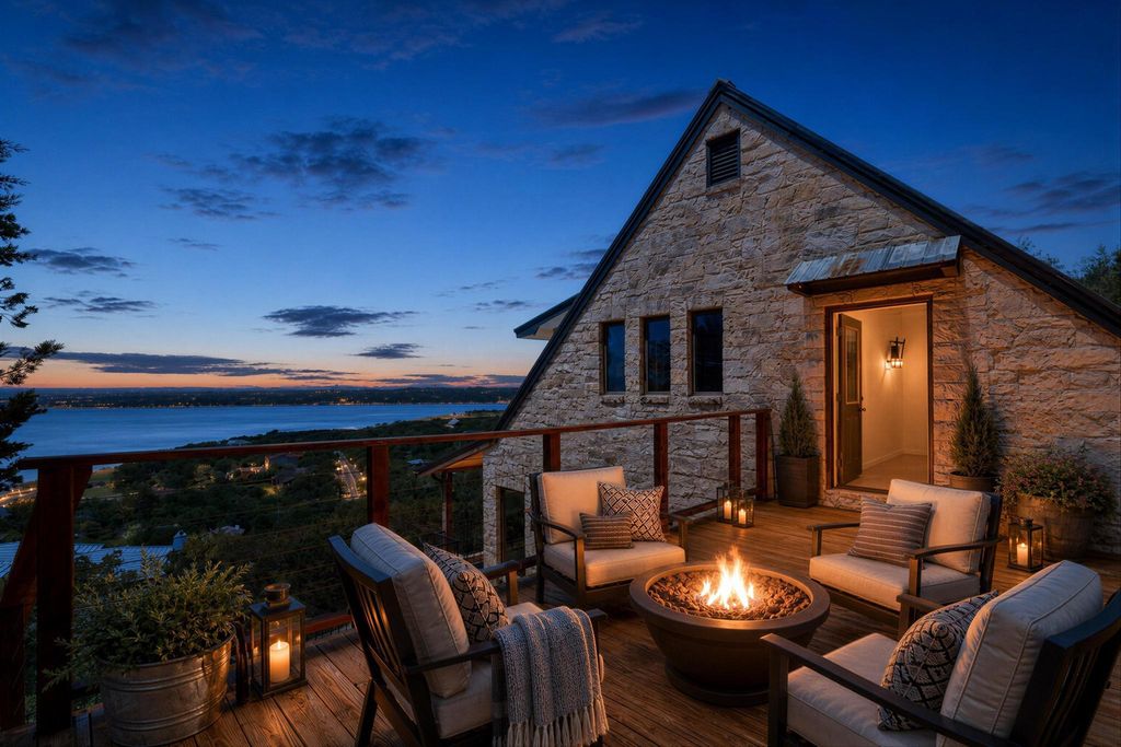 Photo of 13906 Skyline DR, Austin, TX 78732 (MLS # 6289586)
