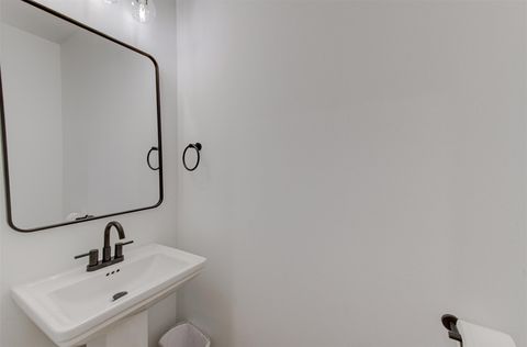 Tiny photo for 18414 Roundrock RD, Jonestown, TX 78645 (MLS # 9784947)