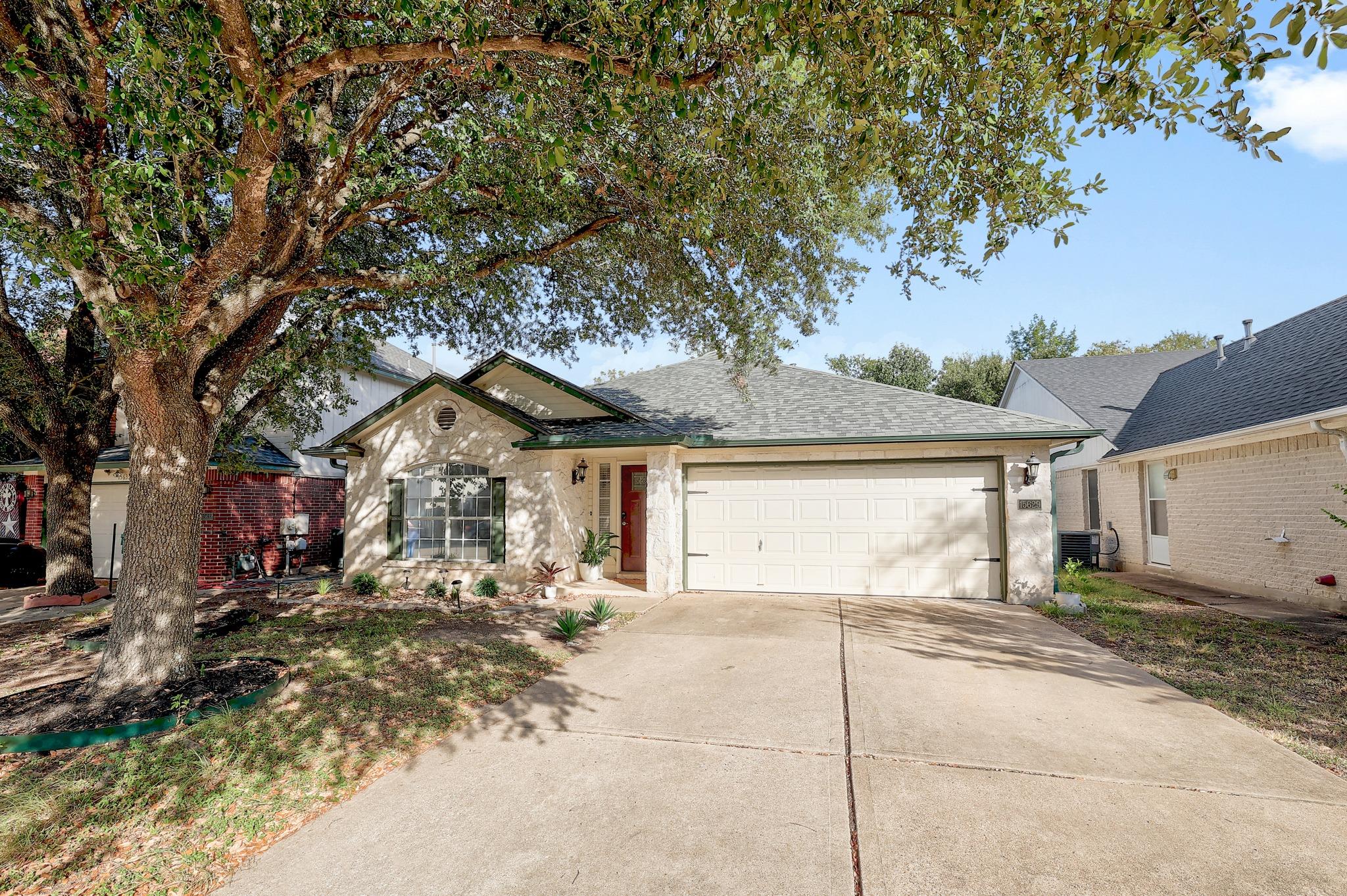 15629 Ecorio DR